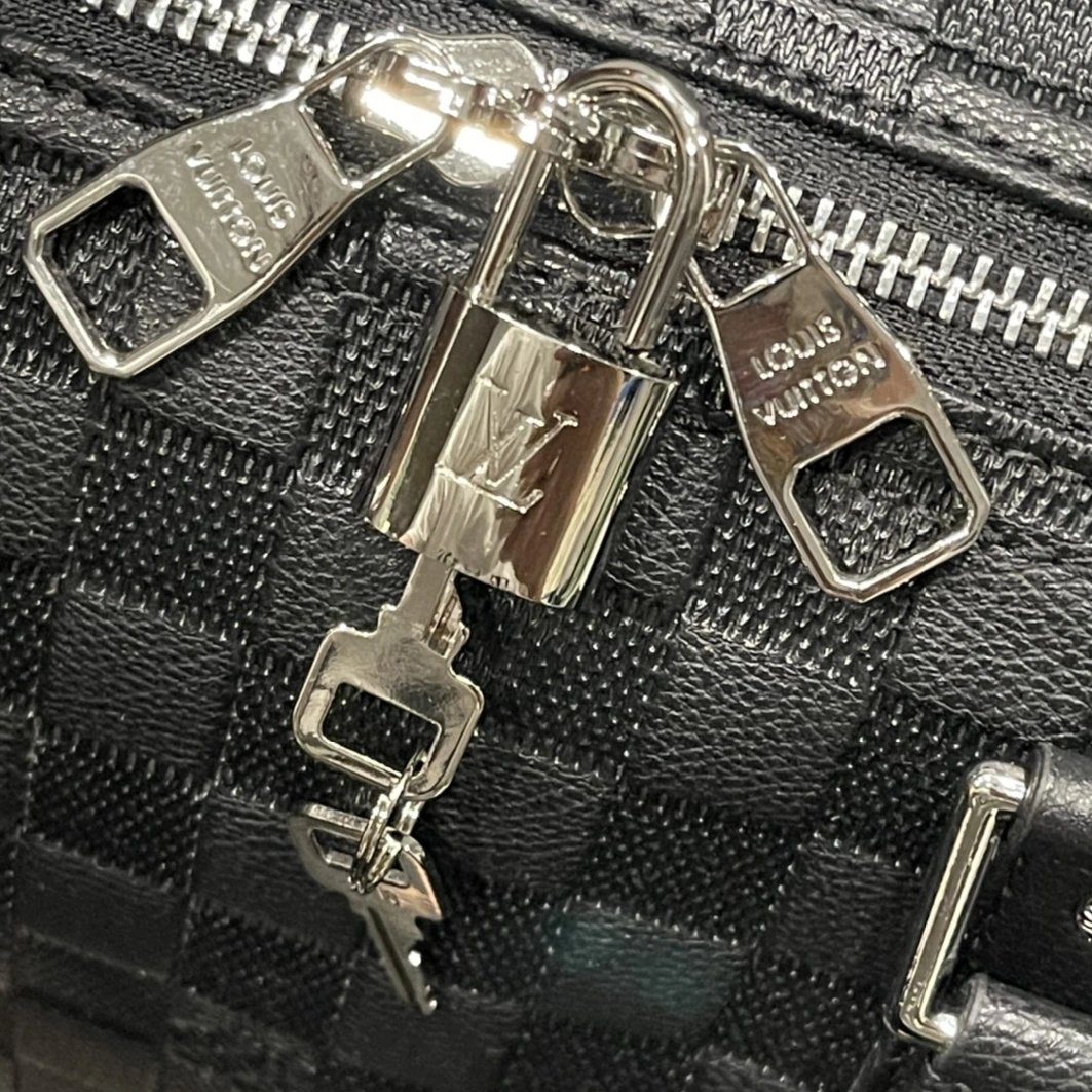 Louis Vuitton Travel Bags WellDesigned 1420 - Image 7