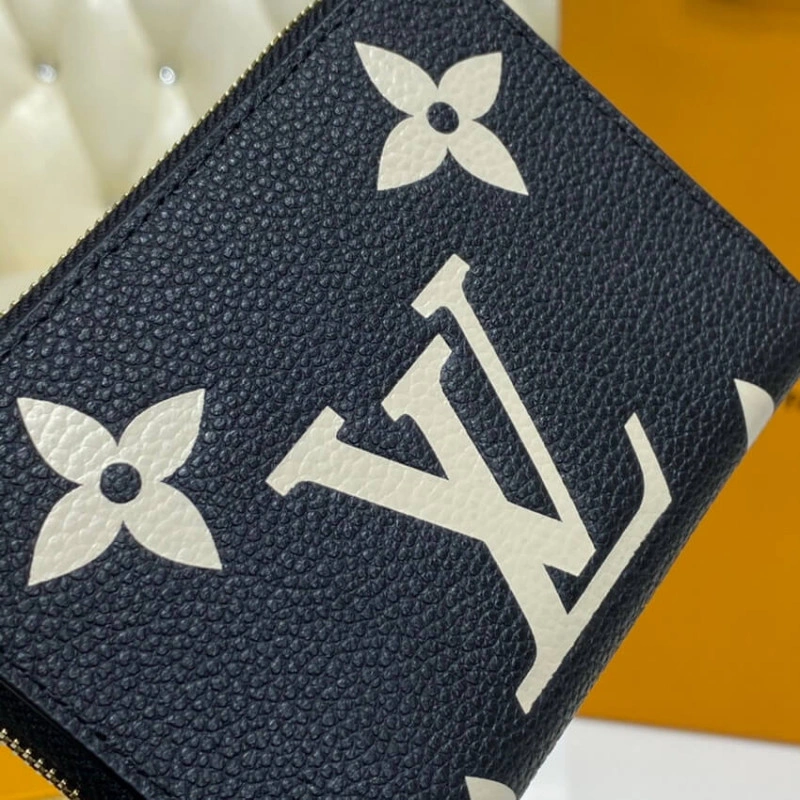 2 large g Louis Vuitton Zippy Coin Purse Wallet in Giant Monogram Leather - Image 5