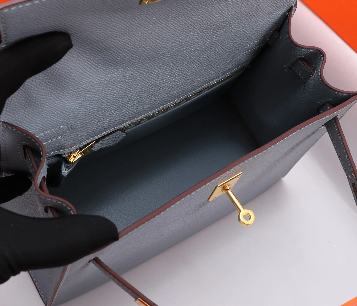 Minimalist 7459 Hermes AAA Quality Handbags For Women - Image 8