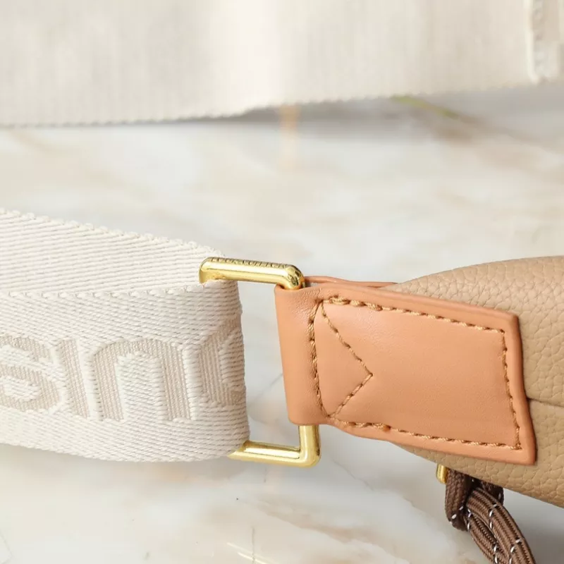 Minimalist 9991 Louis Vuitton AAA Quality Messenger Bags For Women - Image 6