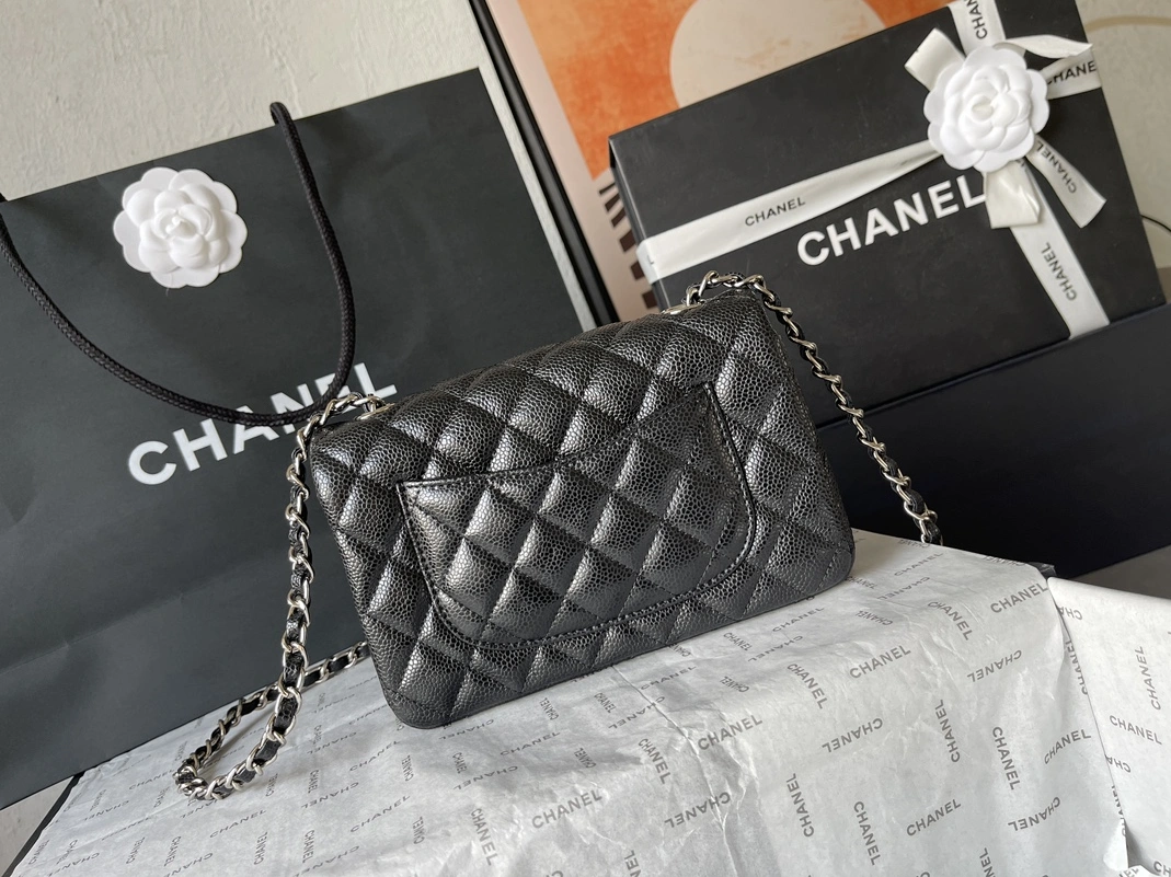 Modern 7009 Chanel AAA Quality Messenger Bags For Women - Image 4