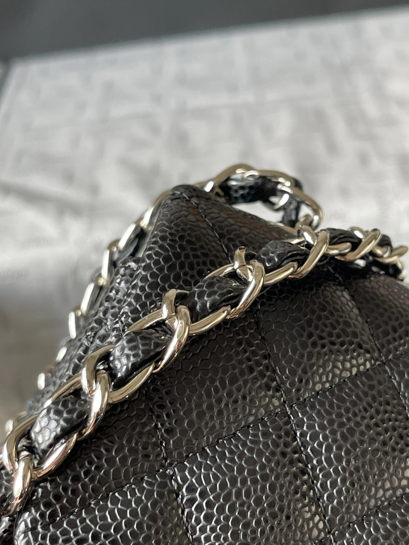 Modern 7009 Chanel AAA Quality Messenger Bags For Women - Image 6