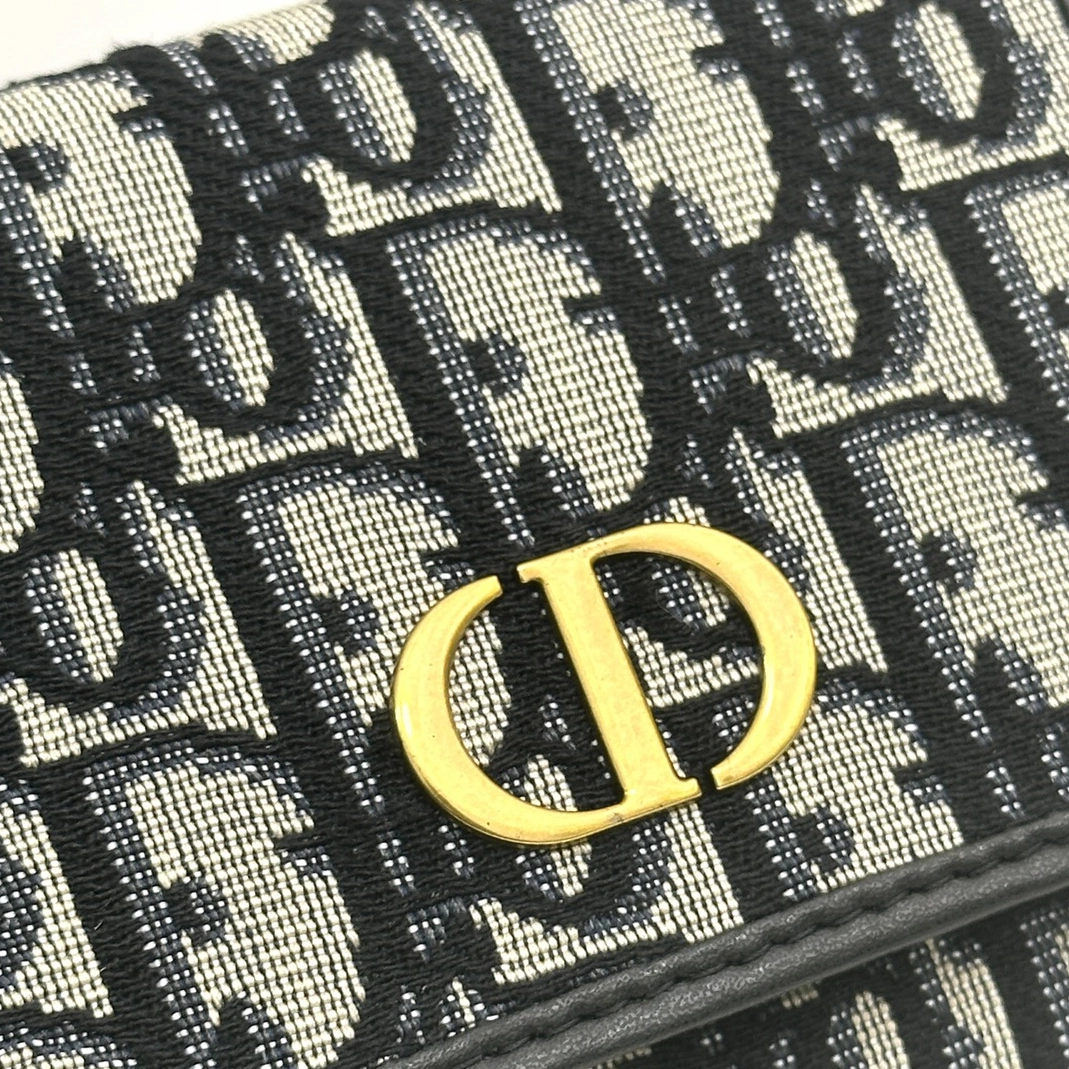 Modern 9068 Christian Dior AAA Wallets For Women - Image 4