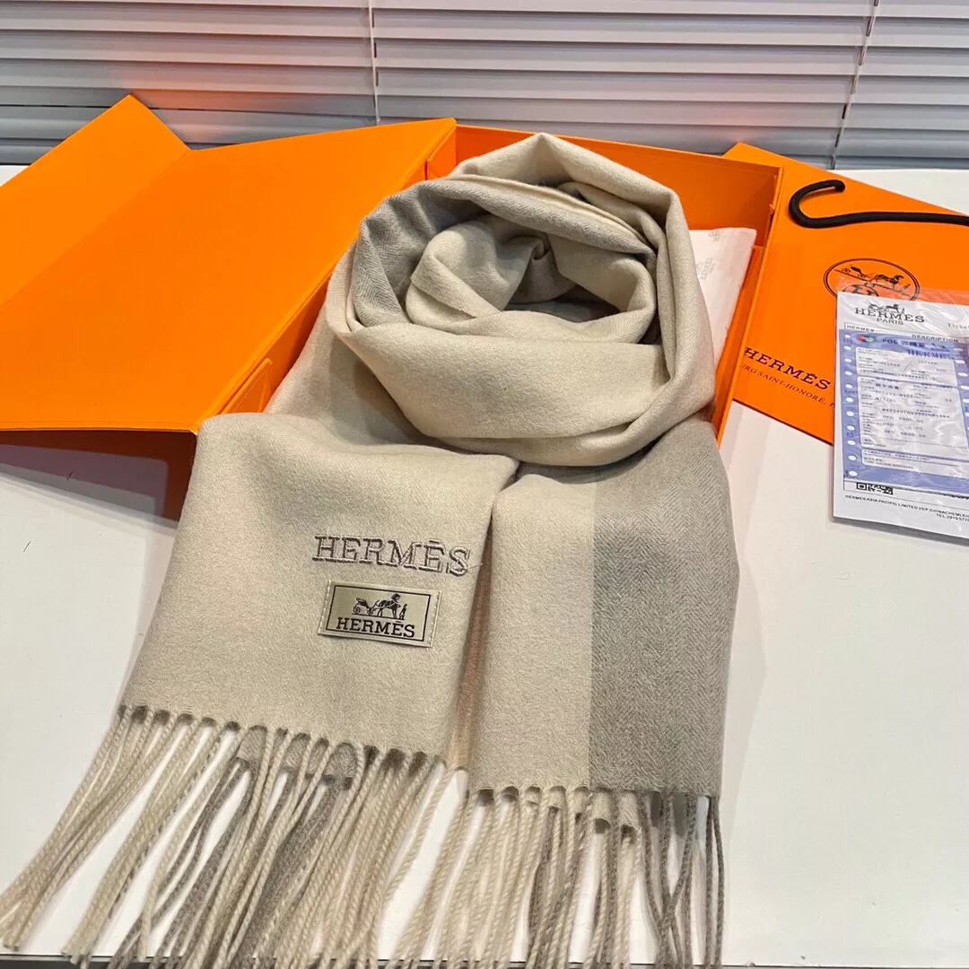 ModernLook 6877 Hermes Scarf For Women - Image 4