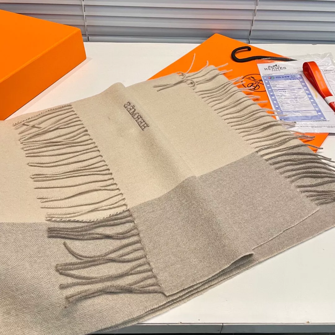 ModernLook 6877 Hermes Scarf For Women - Image 6