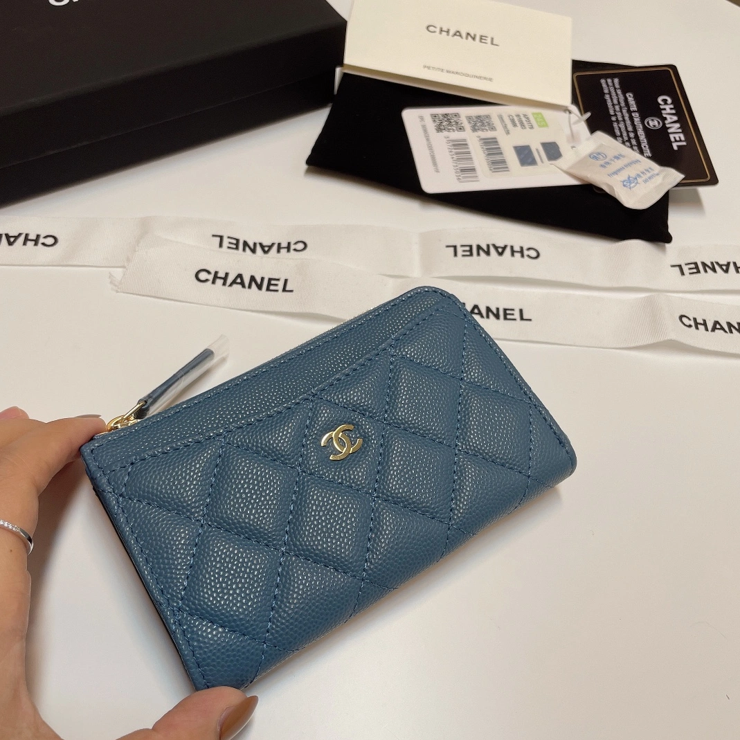 ModernLook 8971 Chanel Card Case - Image 4
