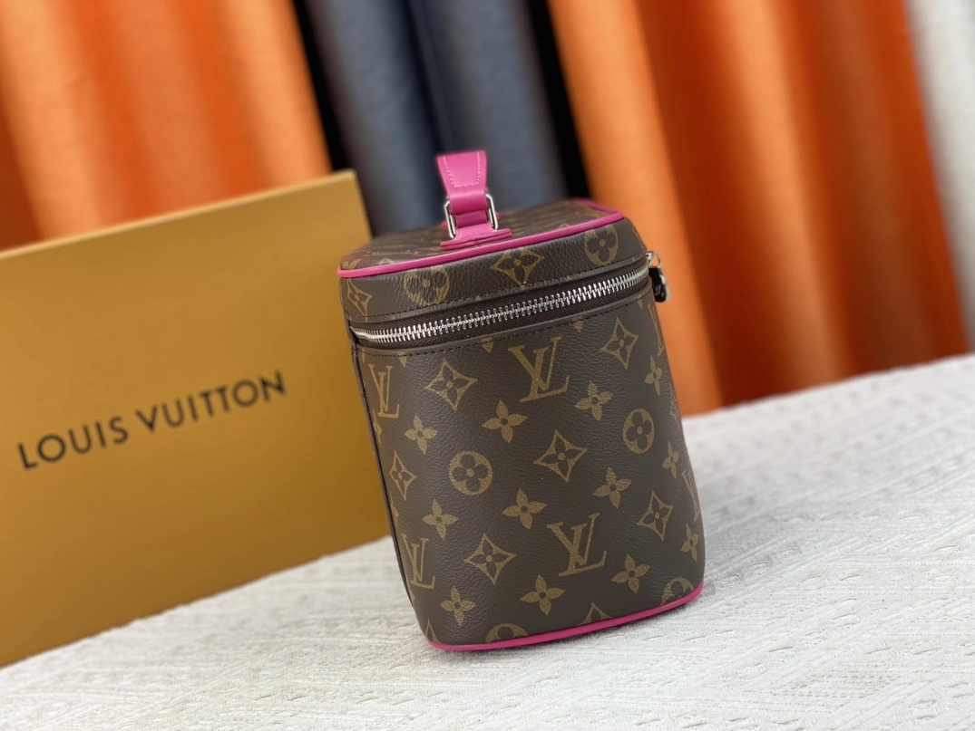 NewStyle 2910 Louis Vuitton AAA Quality Handbags For Women - Image 3