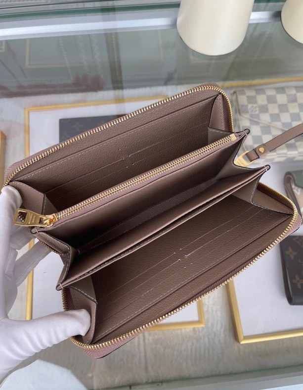 Popular 6153 Louis Vuitton AAA Quality Wallets For Women - Image 3