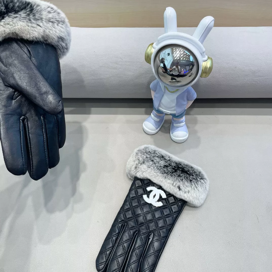 Popular 6219 Chanel Gloves For Women - Image 5