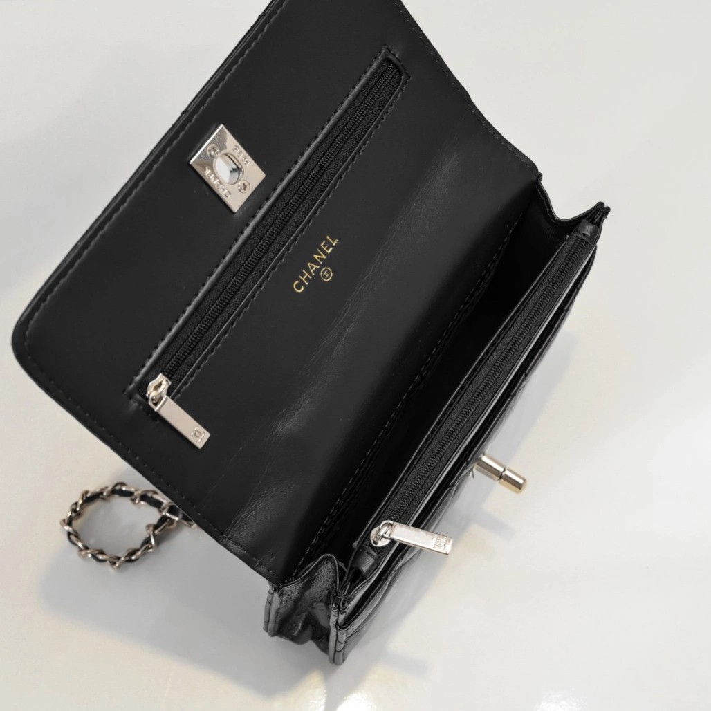 Practical 498 Chanel AAA Quality Messenger Bags - Image 6