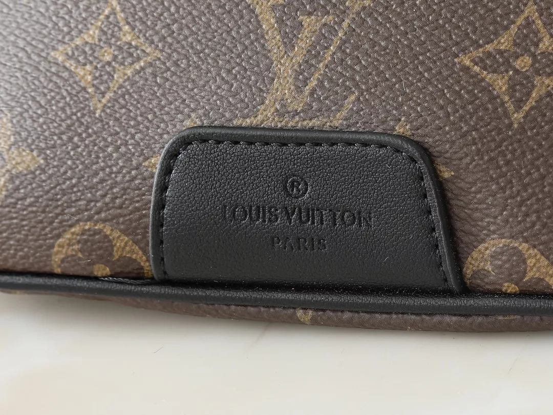 Practical 8304 Louis Vuitton LV AAA Quality Belt Bags For Unisex - Image 5