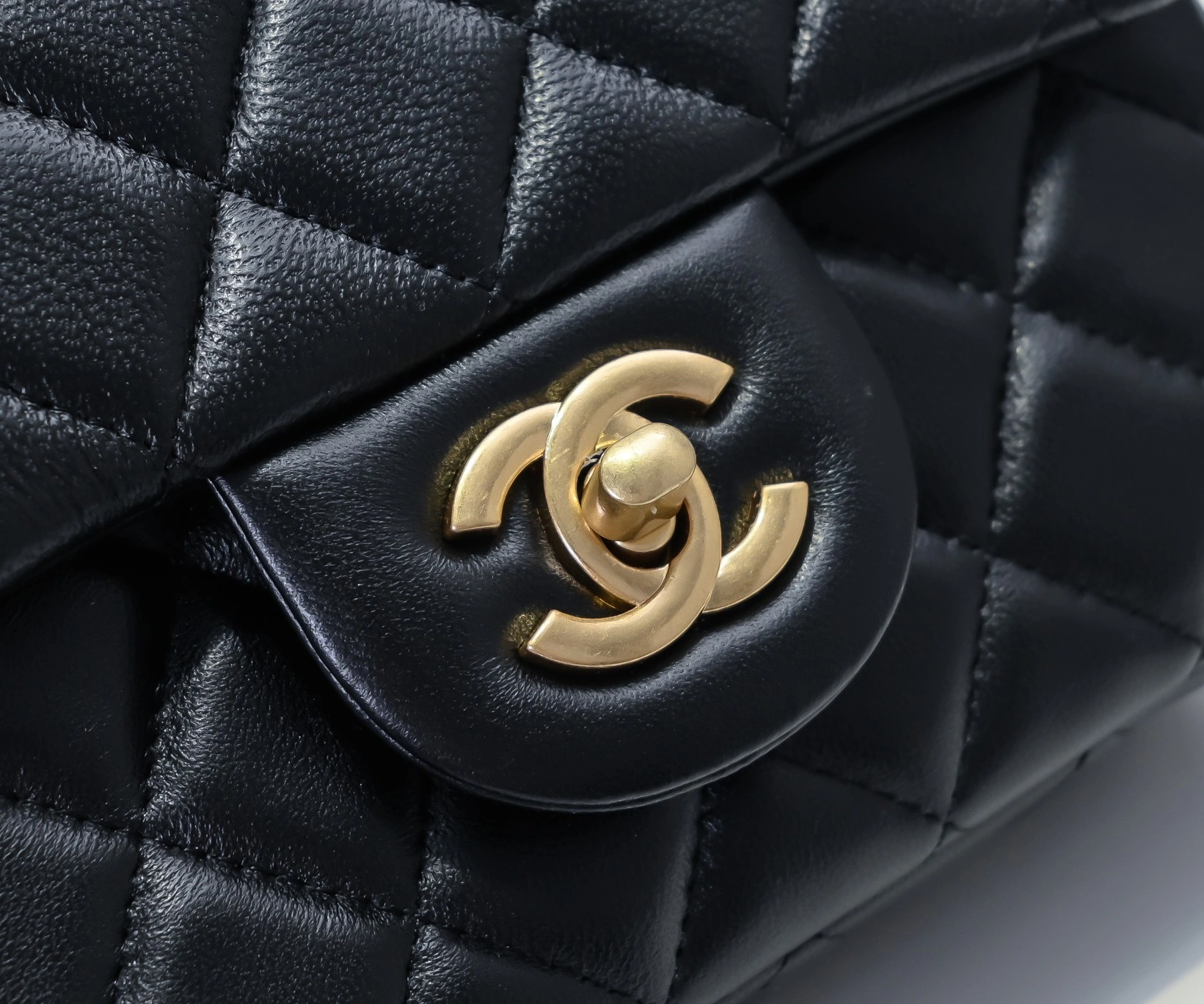 Reliable 8452 Chanel AAA Quality Messenger Bags For Women - Image 5