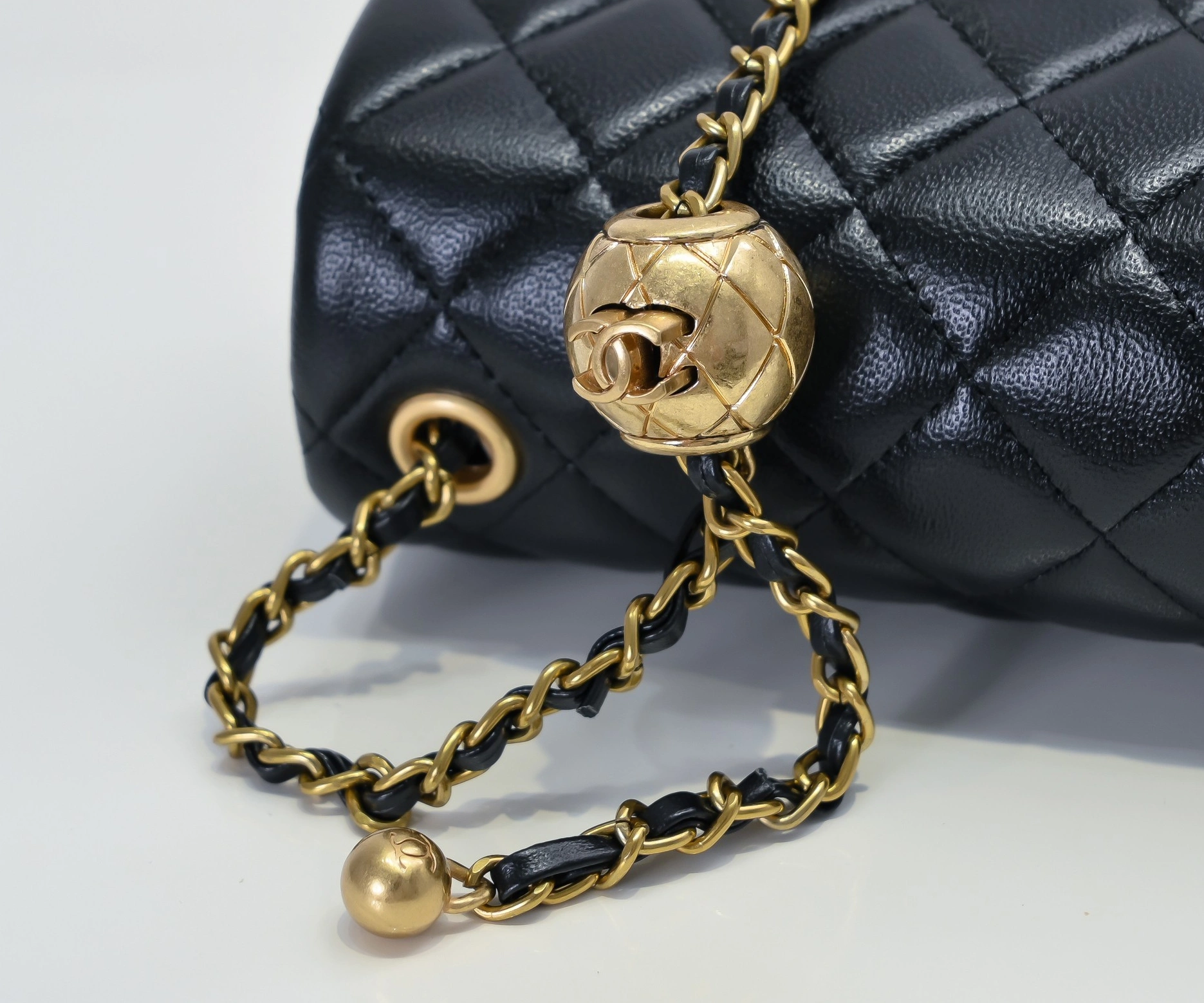 Reliable 8452 Chanel AAA Quality Messenger Bags For Women - Image 6