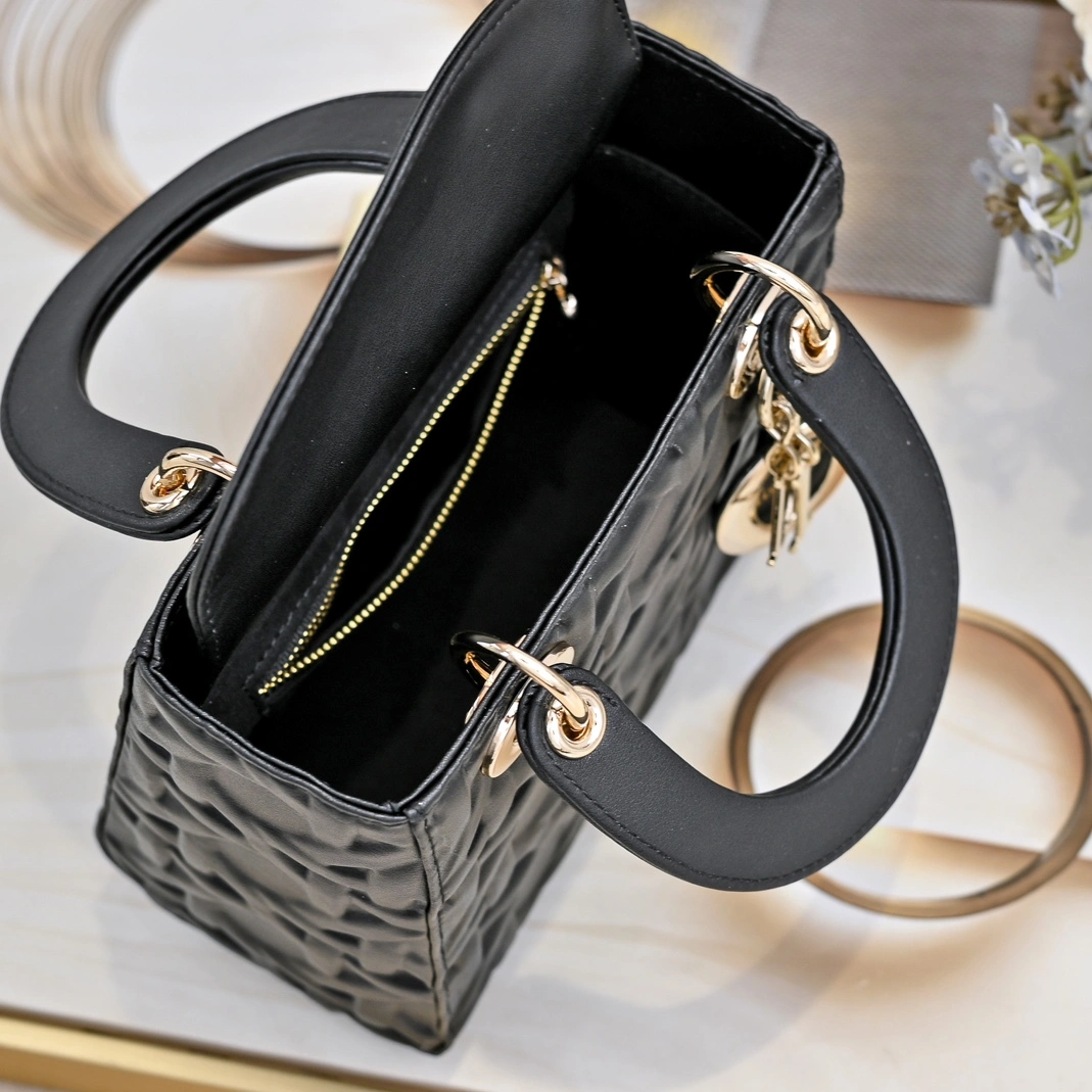 Resilient 1916 Christian Dior AAA Quality Handbags For Women - Image 7