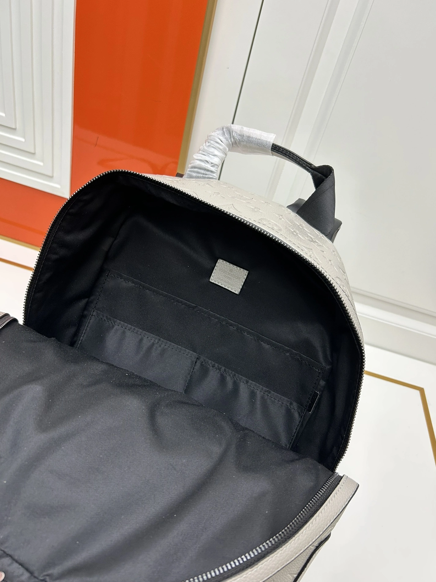 Resilient 2653 Louis Vuitton AAA Quality Backpacks For Unisex - Image 8