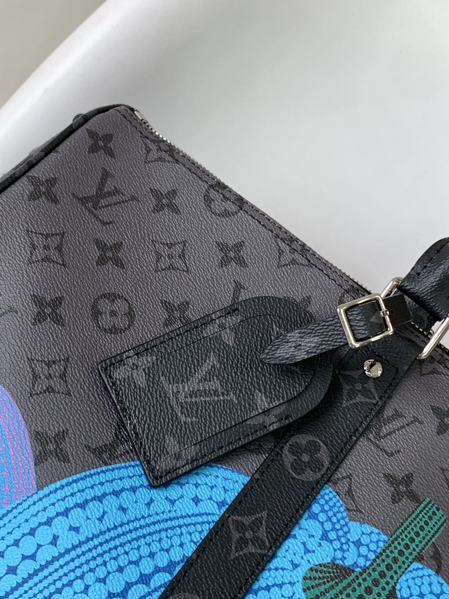 Resilient 4168 Louis Vuitton Travel Bags - Image 5