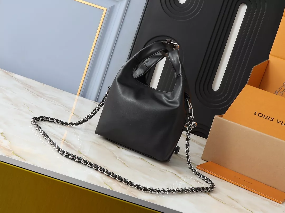 Resilient 6081 Louis Vuitton AAA Quality Handbags For Women - Image 3