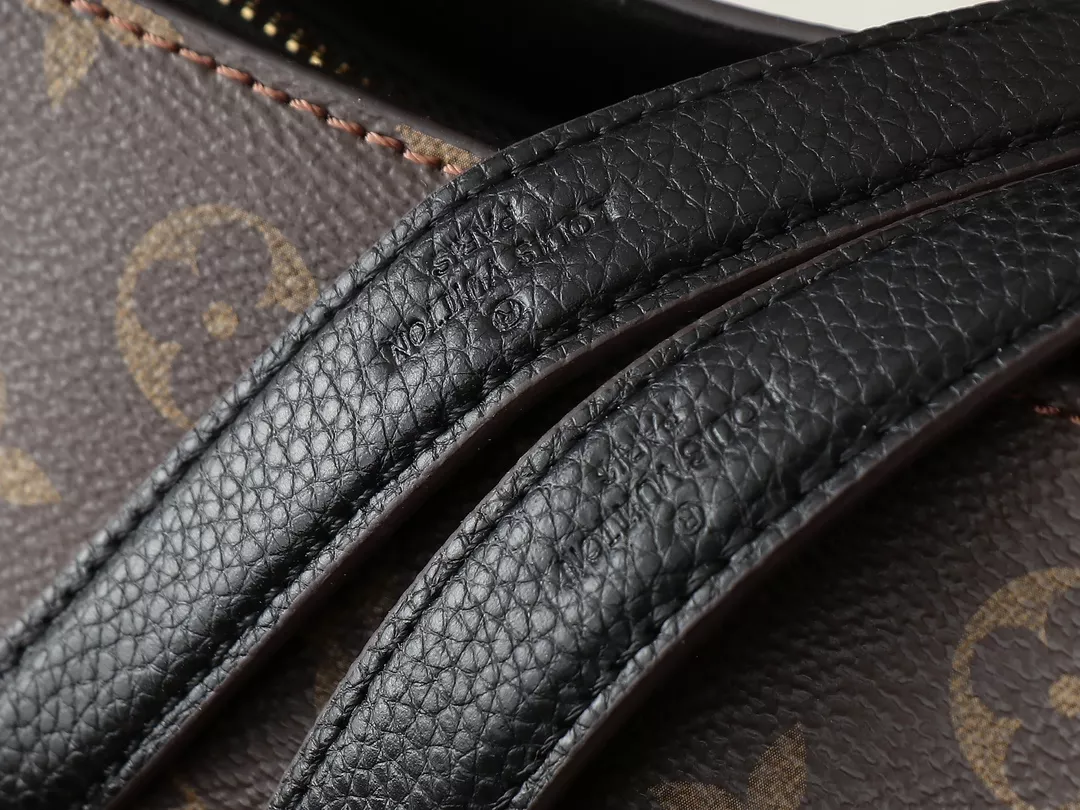 Resilient 7953 Louis Vuitton AAA Quality Shoulder Bags For Women - Image 5