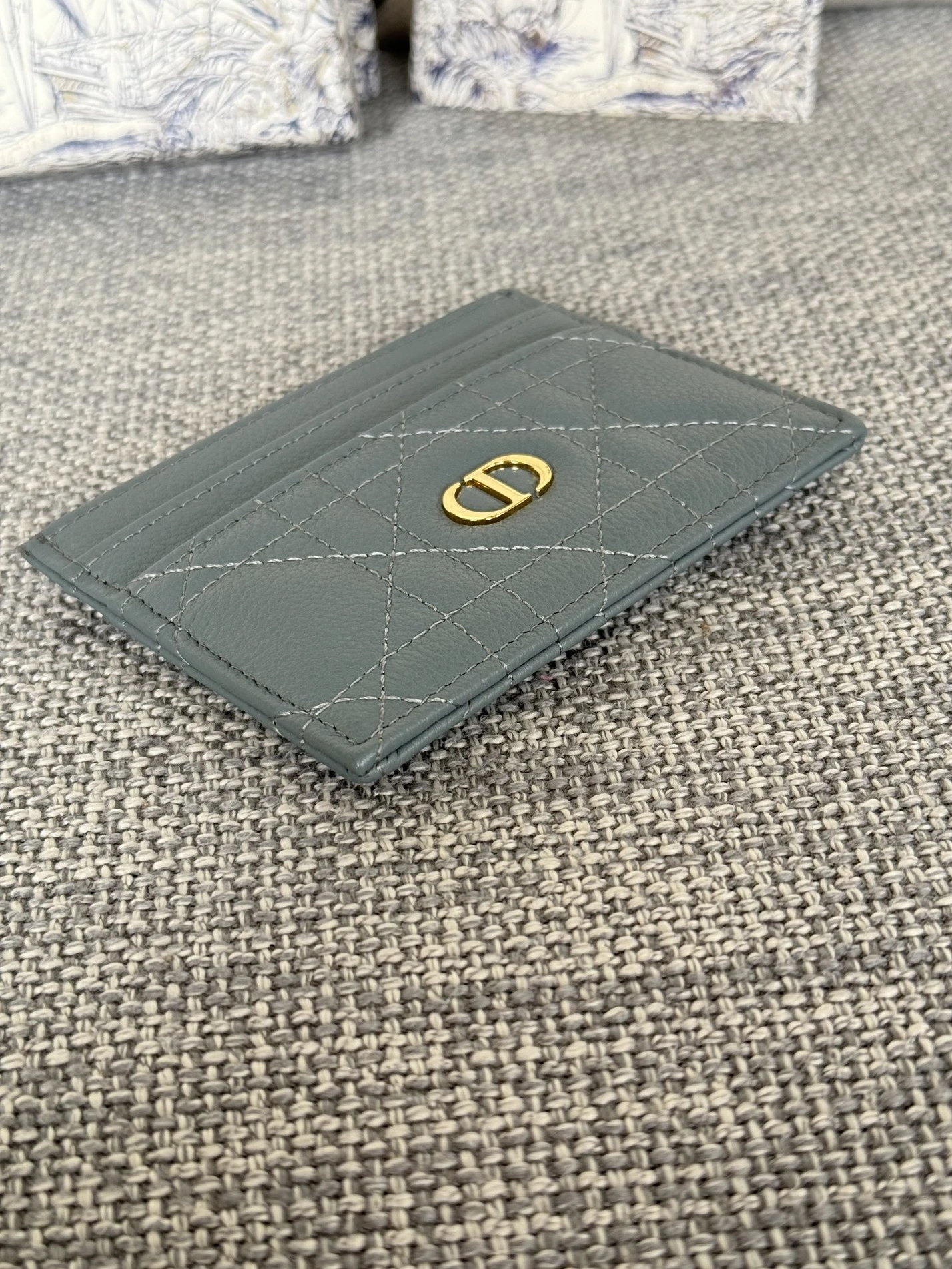 Sleek 812 Christian Dior Card Case - Image 4