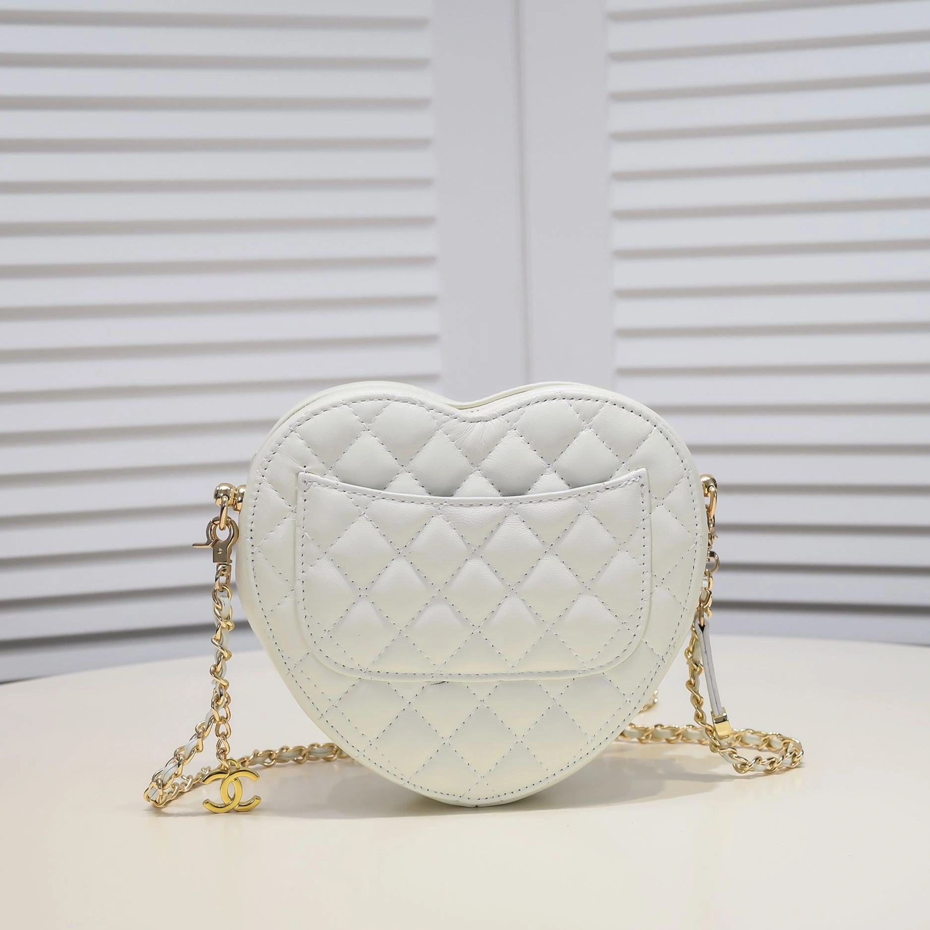 Sleek 9730 Chanel AAA Quality Messenger Bags For Women - Image 3
