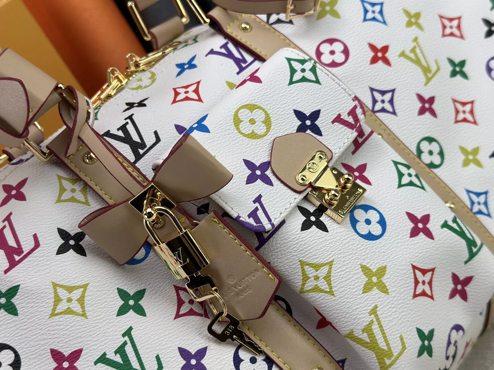 SmartChoice 1988 Louis Vuitton Travel Bags - Image 6