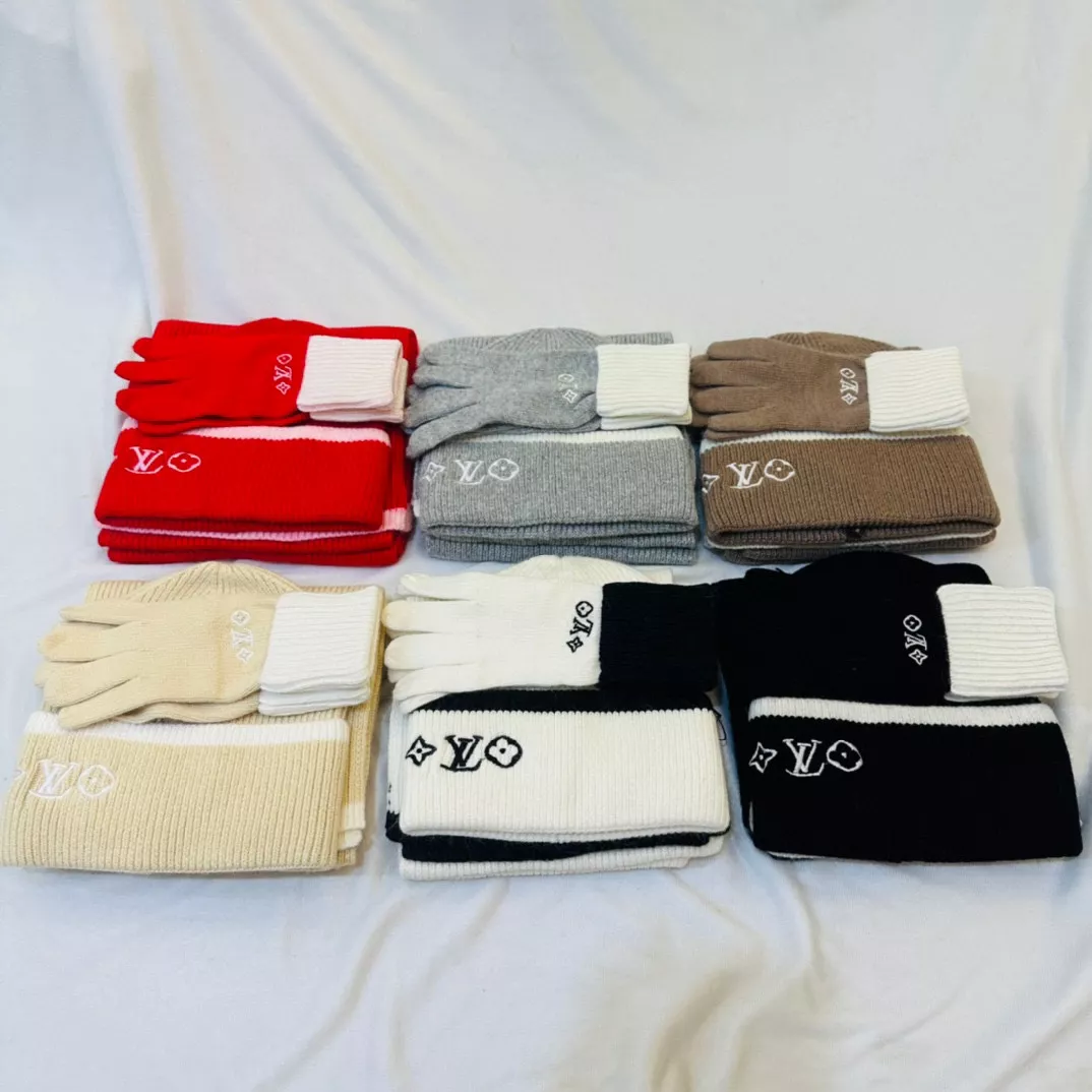 SmartChoice 6010 Louis Vuitton LV Hat and Scarf and Glove Set