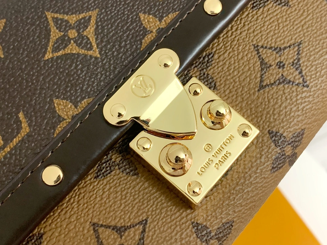 Soft 4360 Louis Vuitton LV Card Case For Women - Image 7