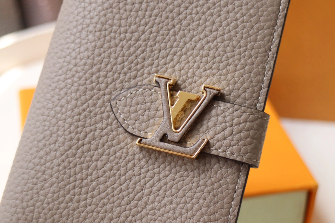 Soft 4646 Louis Vuitton AAA Quality Card Case - Image 7