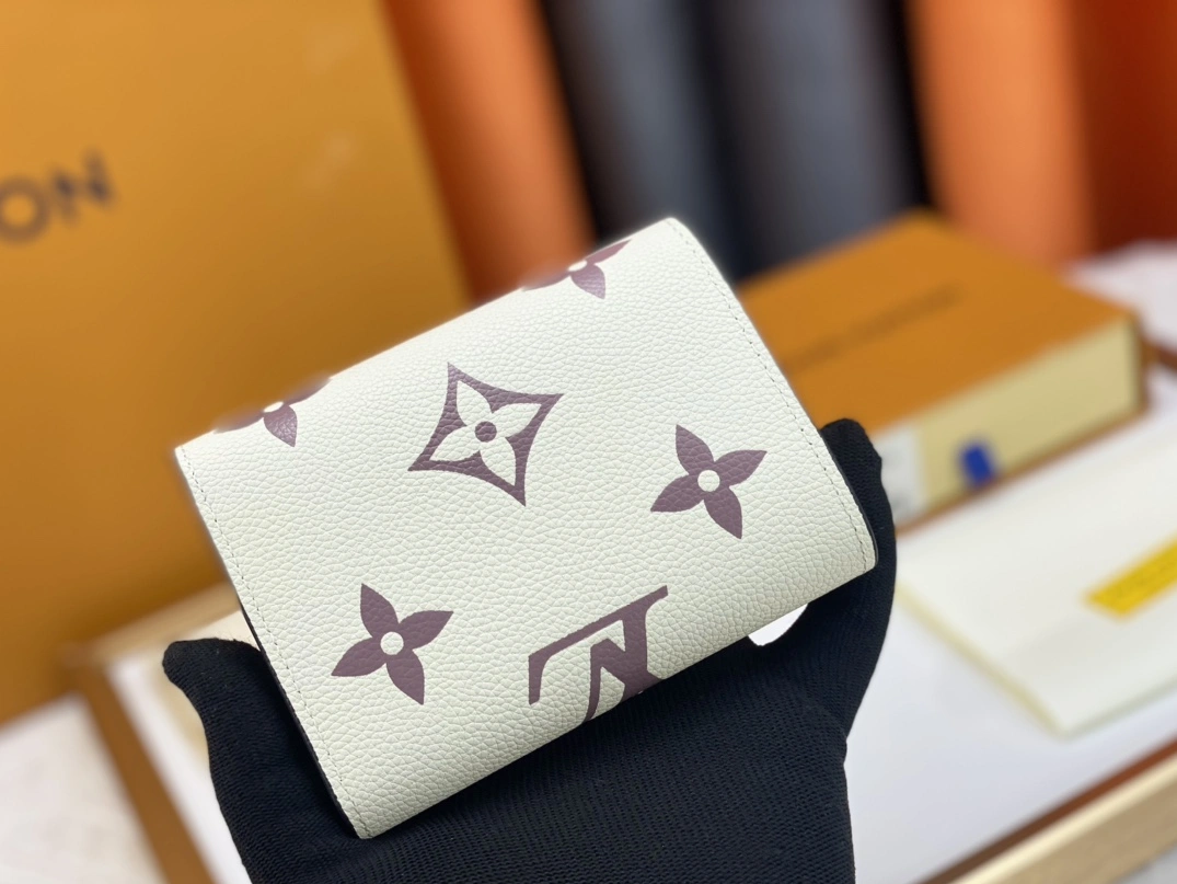 Sophisticated 3266 Louis Vuitton AAA Quality Wallets