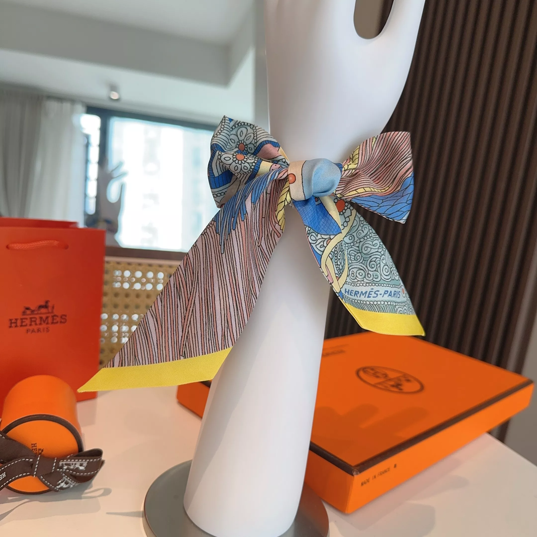 Sophisticated 6485 Hermes Silk Scarf