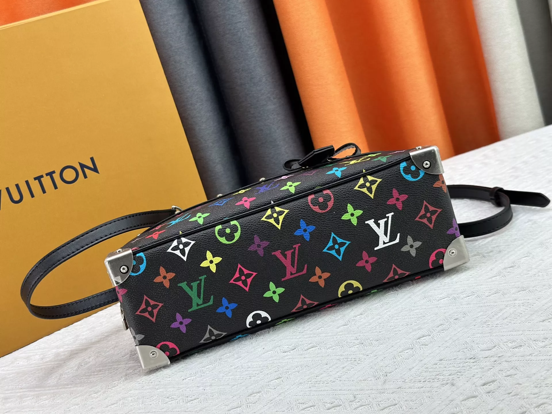 Sophisticated 8062 Louis Vuitton AAA Quality Handbags For Women - Image 5