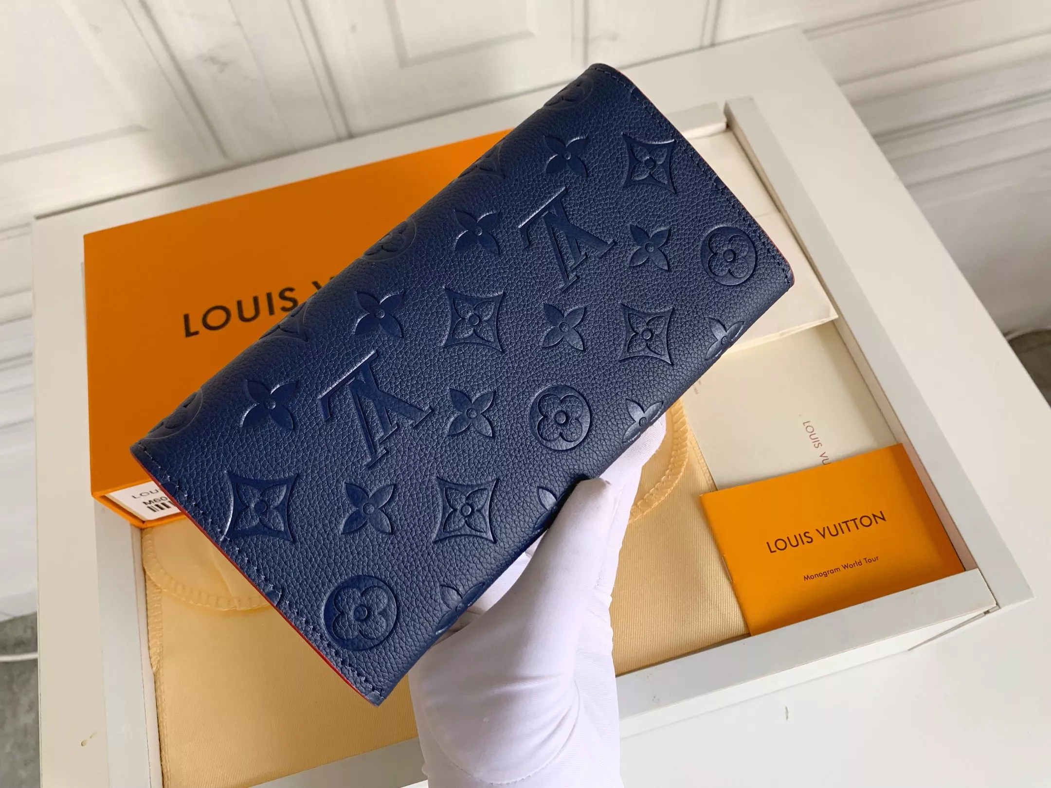Sophisticated 8266 Louis Vuitton LV Wallets