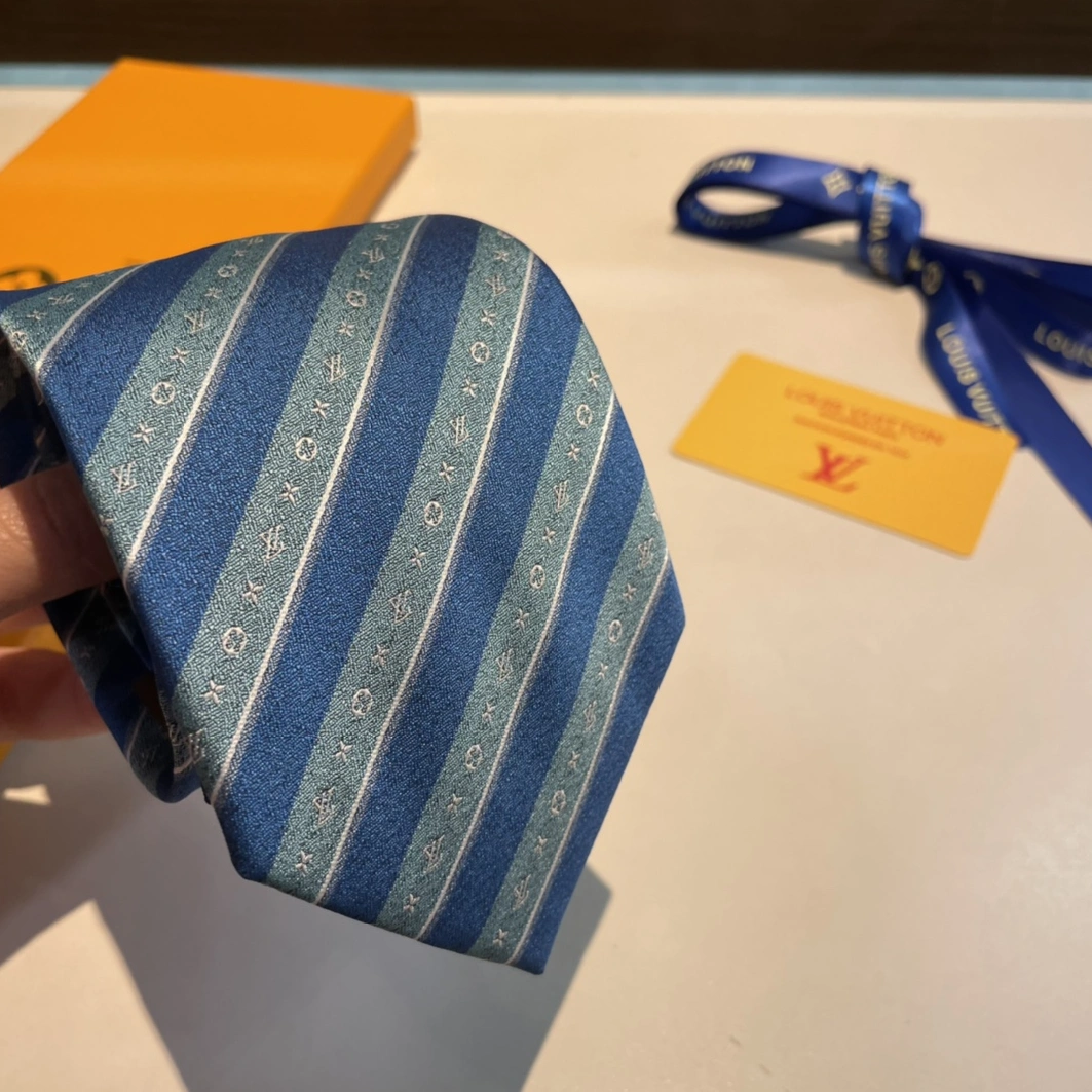 Sophisticated 8889 Louis Vuitton LV Necktie For Men - Image 4