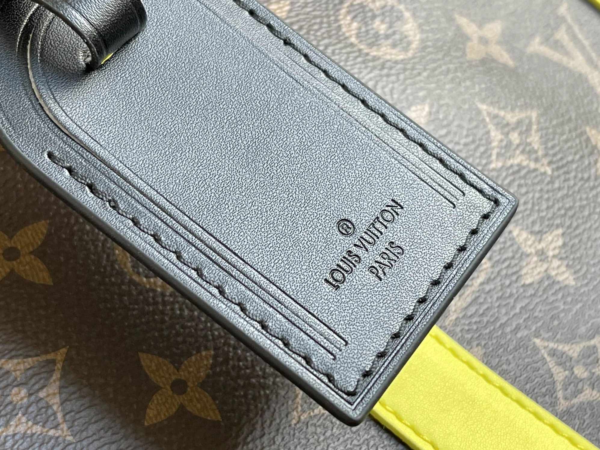 SportInspired 6639 Louis Vuitton Travel Bags - Image 4