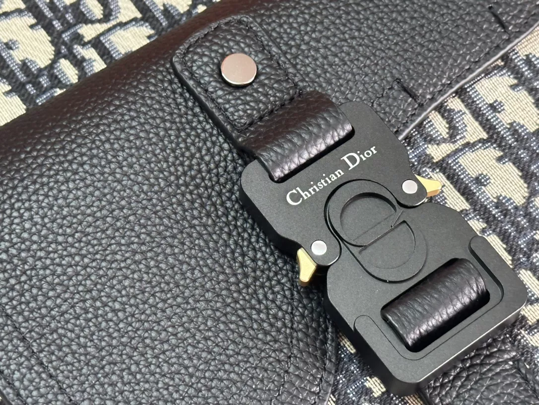 SportInspired 7452 Christian Dior AAA Man Backpacks - Image 4