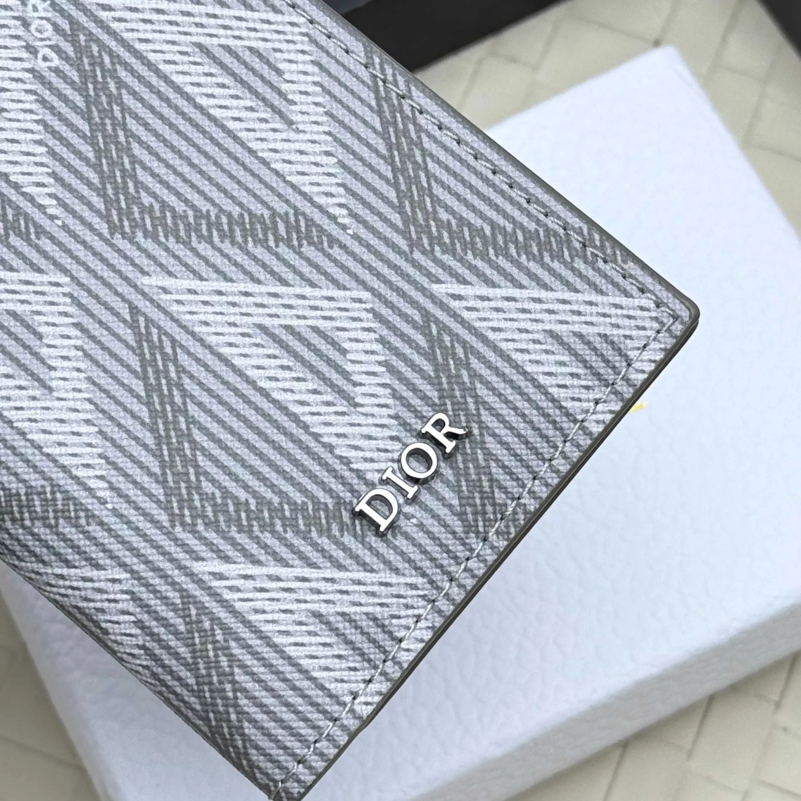 StreetReady 5811 Christian Dior Card Case - Image 4