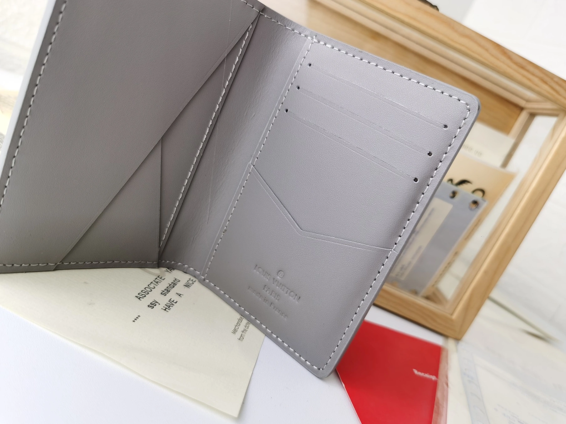 StreetReady 6140 Louis Vuitton LV Card Case For Unisex - Image 6