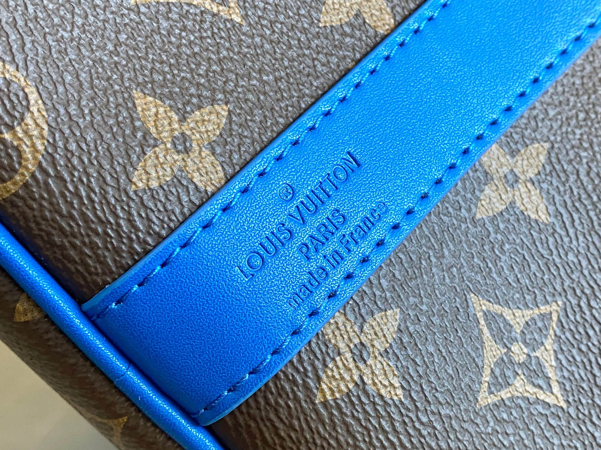 Stylish 9827 Louis Vuitton Travel Bags - Image 6