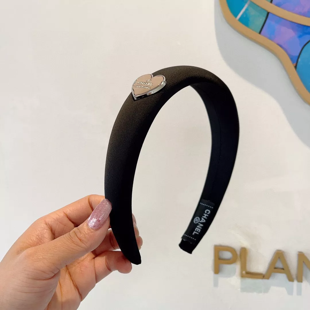 Timeless 6167 Chanel Headband For Women - Image 3