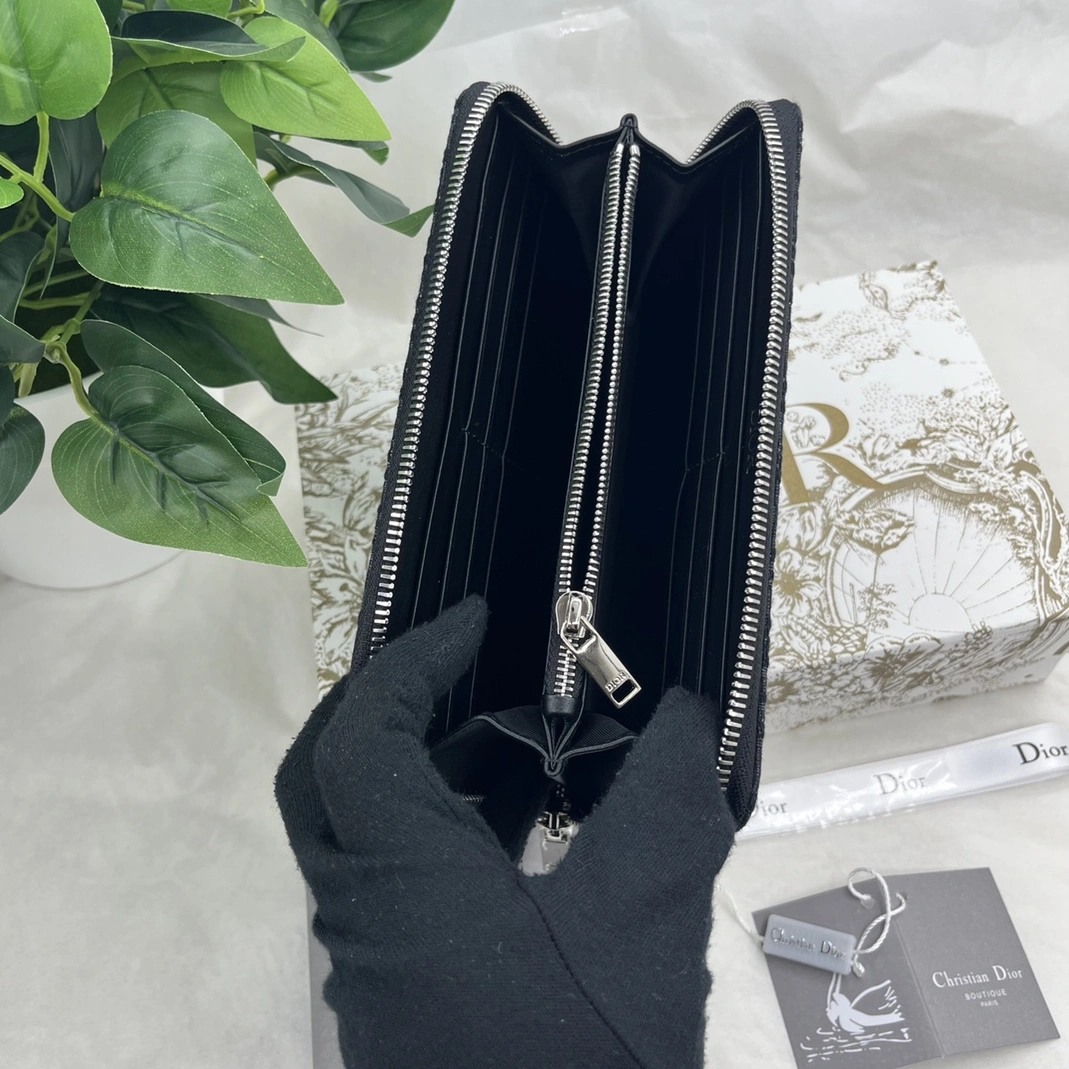 Timeless 7139 Christian Dior AAA Quality Wallets For Unisex - Image 7