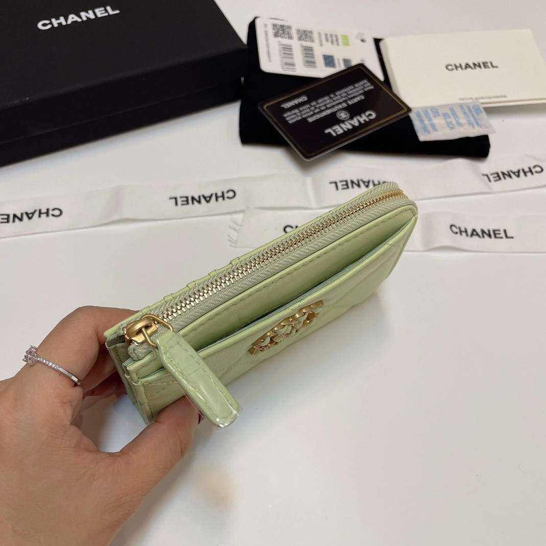 Trendsetting 8537 Chanel Card Case - Image 5