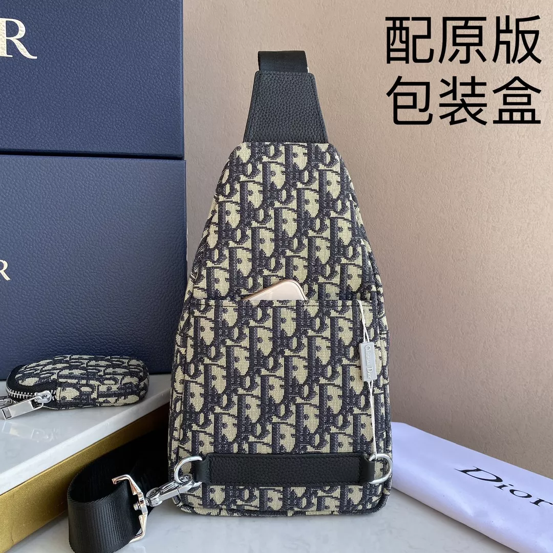 Trendy 1646 Christian Dior AAA Man Messenger Bags