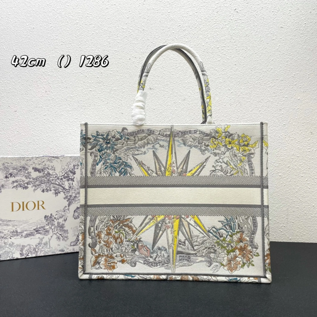 Trendy 2424 Christian Dior AAA Quality Tote-Handbags For Women - Image 3