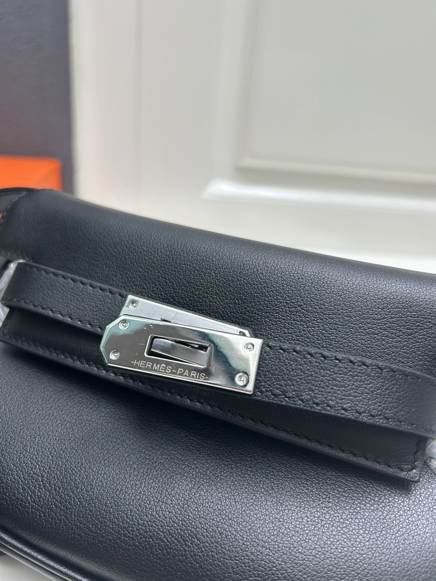 Unique 1043 Hermes AAA Quality Messenger Bags For Women - Image 3