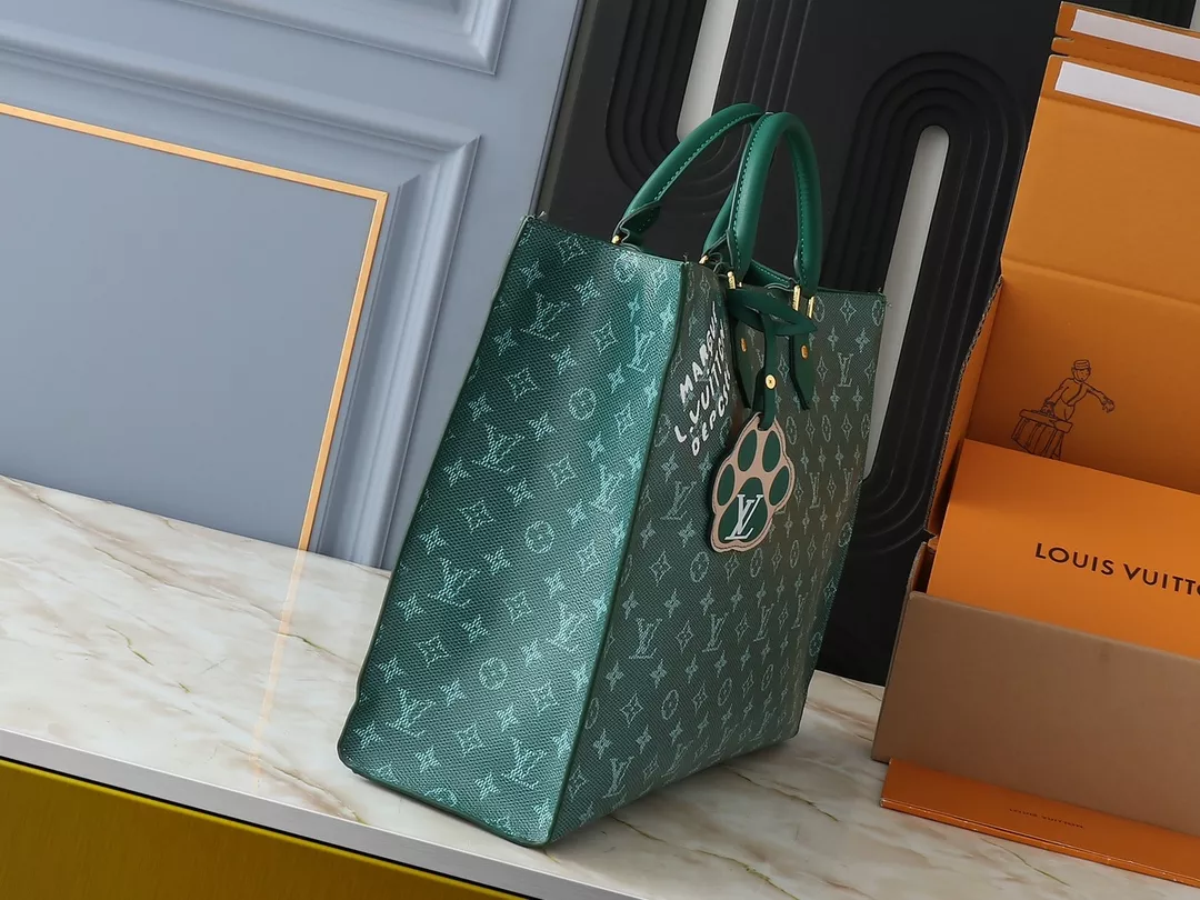 Unique 2090 Louis Vuitton AAA Quality Tote-Handbags For Women