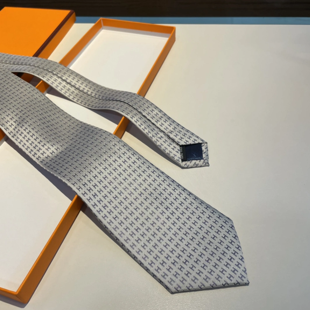 UrbanStyle 815 Hermes Necktie For Men - Image 4