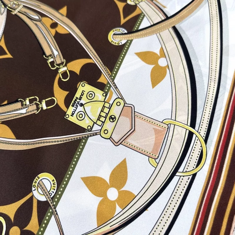 Versatile 2407 Louis Vuitton Silk Squares - Image 4