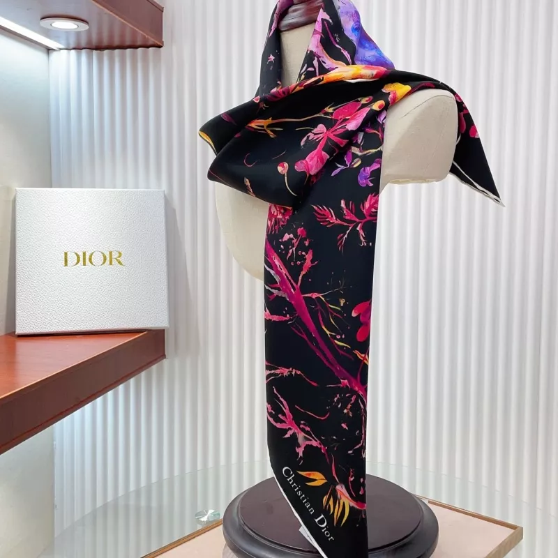 Versatile 709 Christian Dior Silk Squares - Image 6