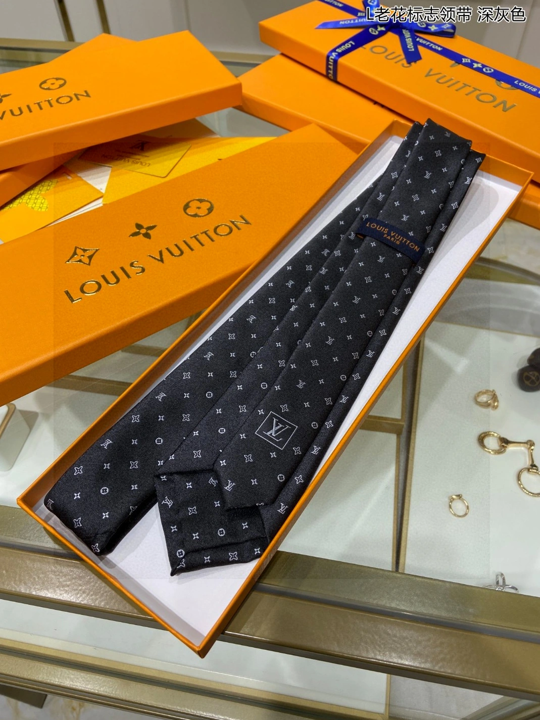 Vibrant 956 Louis Vuitton LV Necktie For Men - Image 3