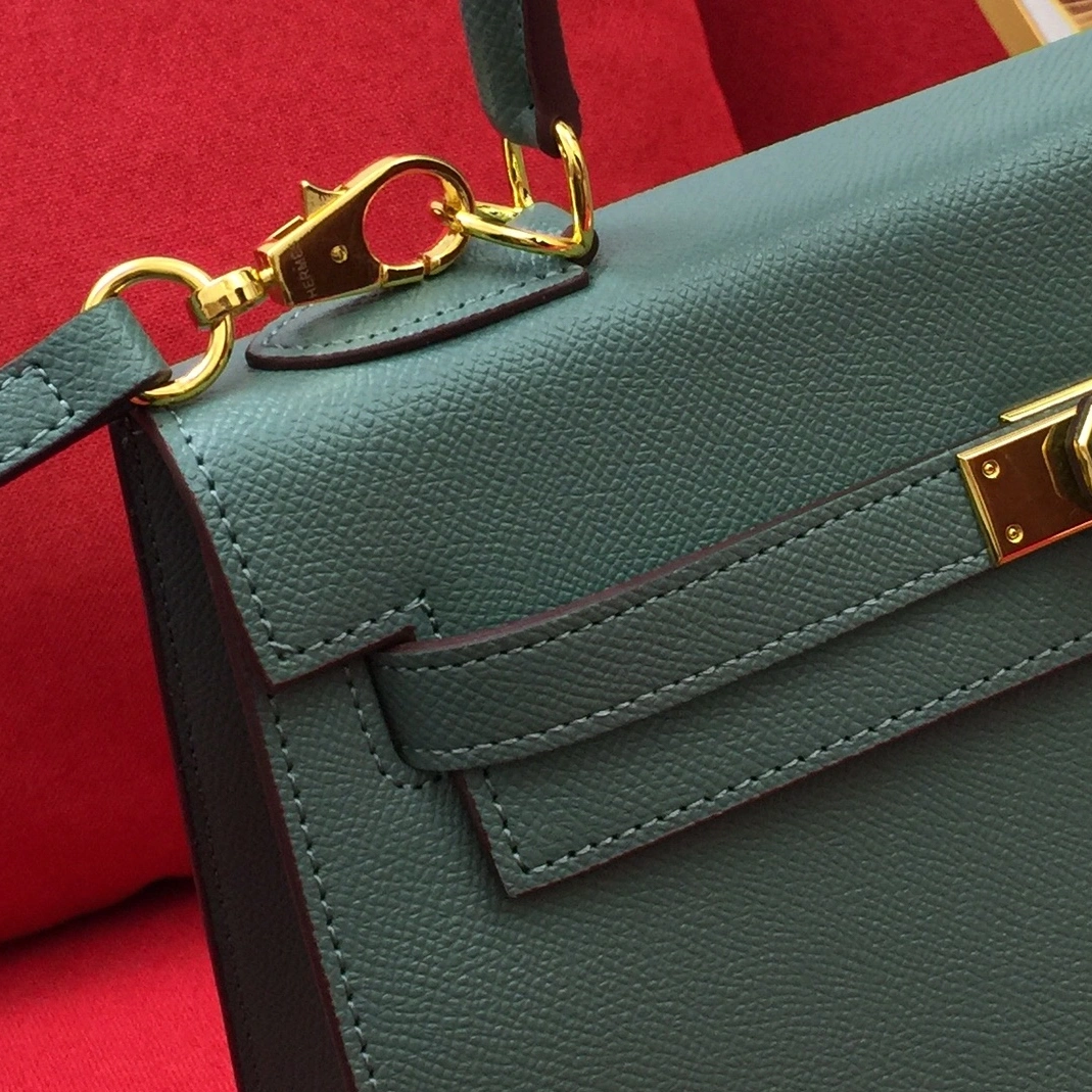 WellDesigned 2512 Hermes AAA Quality Handbags For Women - Image 3